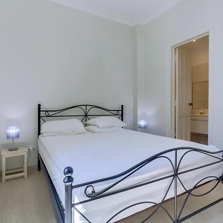 Tradicional House - Center